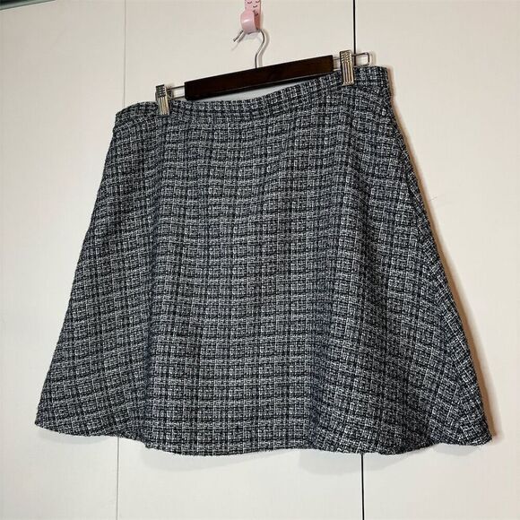 Banana Republic Dresses & Skirts - Banana Republic Women's Size 12 Navy White Tweed A-Line Skirt